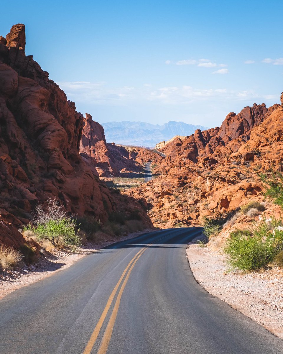 Valley of Fire State Park
Enough said
#usanationalparks #utahnationalparks #thenationalparkspass #yournationalparks #nationalparksweek #visitnationalparks #nationalparksgeek #nationalparkstraveler #nationalparksadventure #supportnationalparks #nswnationalparks #nationalparkservic