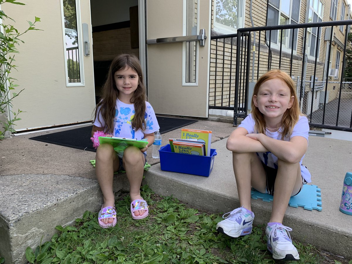 MrsLutzer's tweet photo. Ten Terrific Days in First Grade Countdown! Day 1: Beach Bash!
More pics from our Beach Bash! @WPSWashington #1L2021 #wearefamily #secondgradeherewecome https://t.co/aWmJWuLB6j