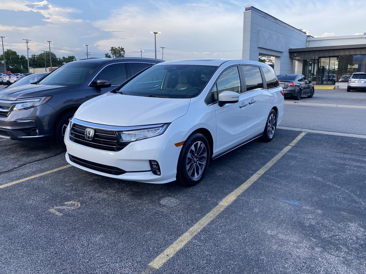 sharpfork's tweet image. Hey @Toyota Just bought a brand new @Honda instead of a Sienna because you support anti democracy politicians. #BoycottToyota