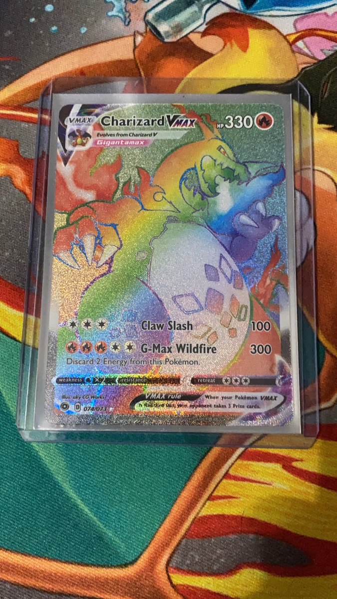 chaos_izzy's tweet image. For sale. Dm if interested #pokemon #charizardvmax