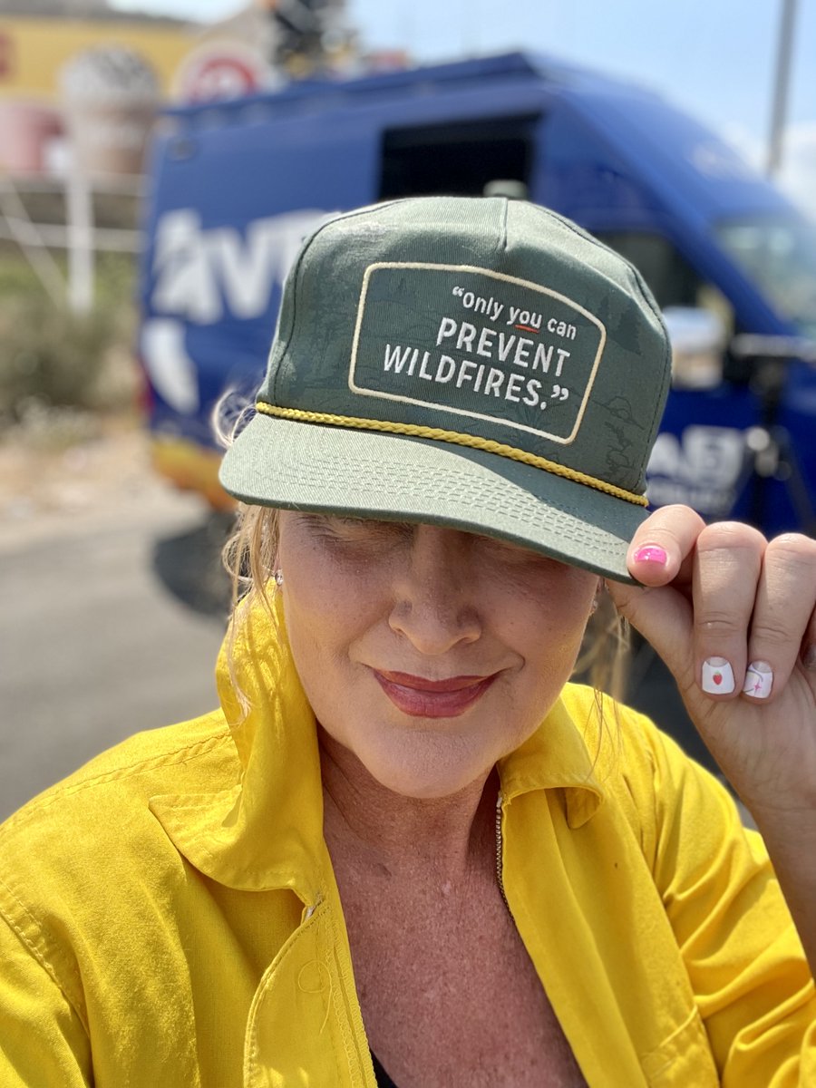 TheWendyBurch's tweet image. Remember… only YOU can prevent wildfires. #SmokeyBear #USforestService #PeakFire #KTLA #WendyBurch  @manime.co.