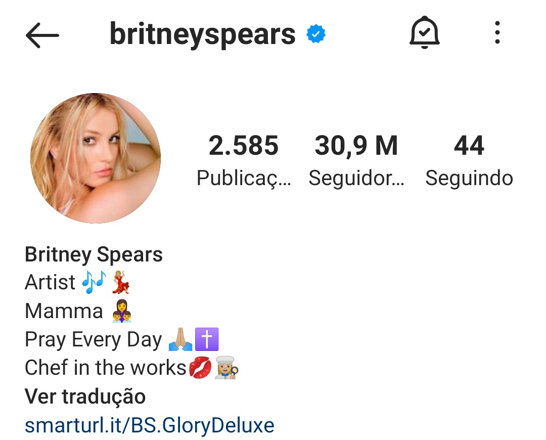 GossipBritney's tweet photo. O Instagram de Britney Spears está deixando de seguir algumas contas, até agora já foram umas 74 pessoas 👀 https://t.co/MV4Env6hRj