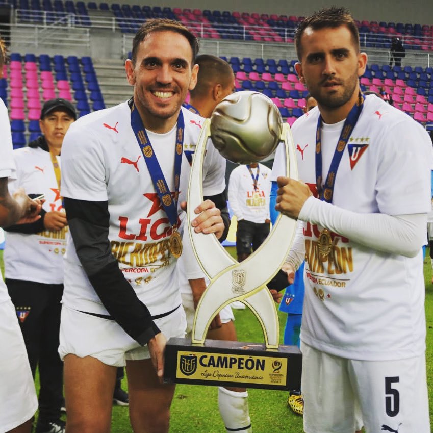 🇺🇾🏆🇦🇷
#bicampeon
#ldu