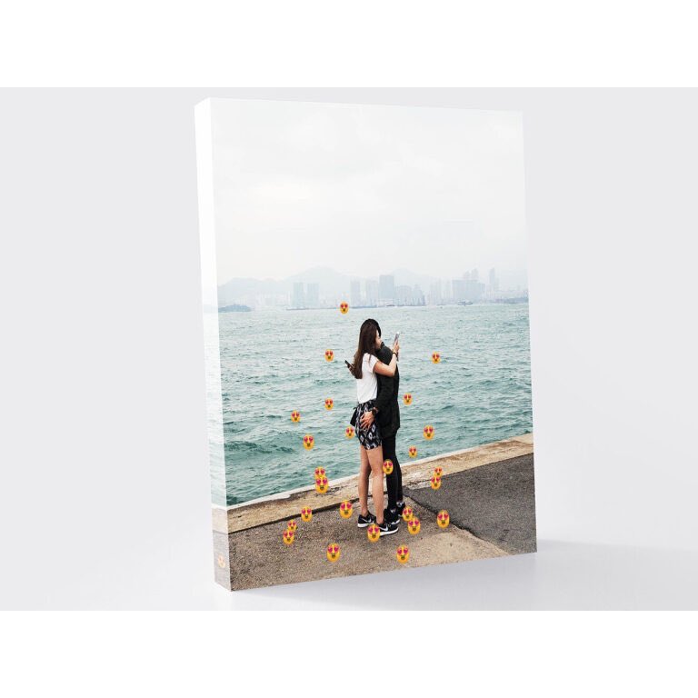The Instagrampier book is finally here! 

pierfrancescocelada.com/instagrampier-…

Thank you to all the users of the Pier that allowed me to photograph them!

#instagrampier #hongkong #book #publication #hanneswanderer #friendship #publicspace #selfie #love #thankyou #photography #documentary