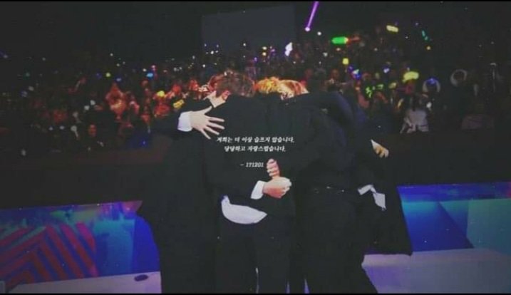 lyn1306_twt's tweet photo. ThiαΊΏu niΓͺn cα»§a chΓΊng tα» lΓ giα»i nhαΊ₯t rα»iππ
KINGGGGπ @BTS_twt
#BTS #BTS_Butter #BTSARMY #λ°©νμλ
λ¨ #Butter400M #Butter5thNo1OnHot100BTS #ButterFor5thweek #billbordhot100 #BtsDiscography #btsdivine #BTSTHEBEST ππ https://t.co/ldN7zCEDDu