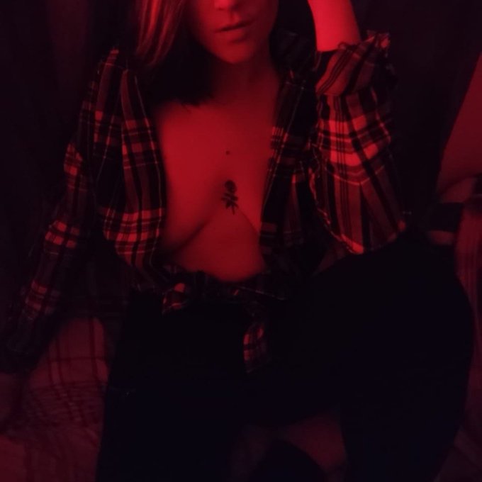 #NewProfilePic https://t.co/Iwb3aP8YWl<a href="/tag/newprofilepic"class="tags">#NewProfilePic</a>