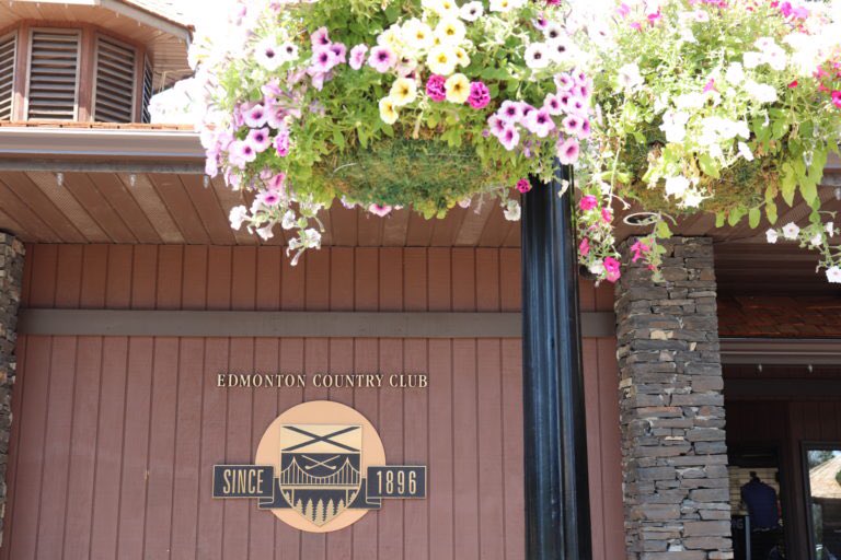 Alberta Golf tweet media