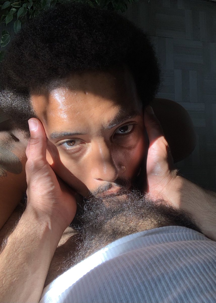 LASCADORES2's tweet photo. Macho pentelhudo sufocando um puto mamador.

#praia
#leite
#punheta
#bronha
#public
#putaria
#suruba
#bareback
#submissions
#cuzão
#ass
#cucetao
#mamador https://t.co/KwIdYYv7tJ