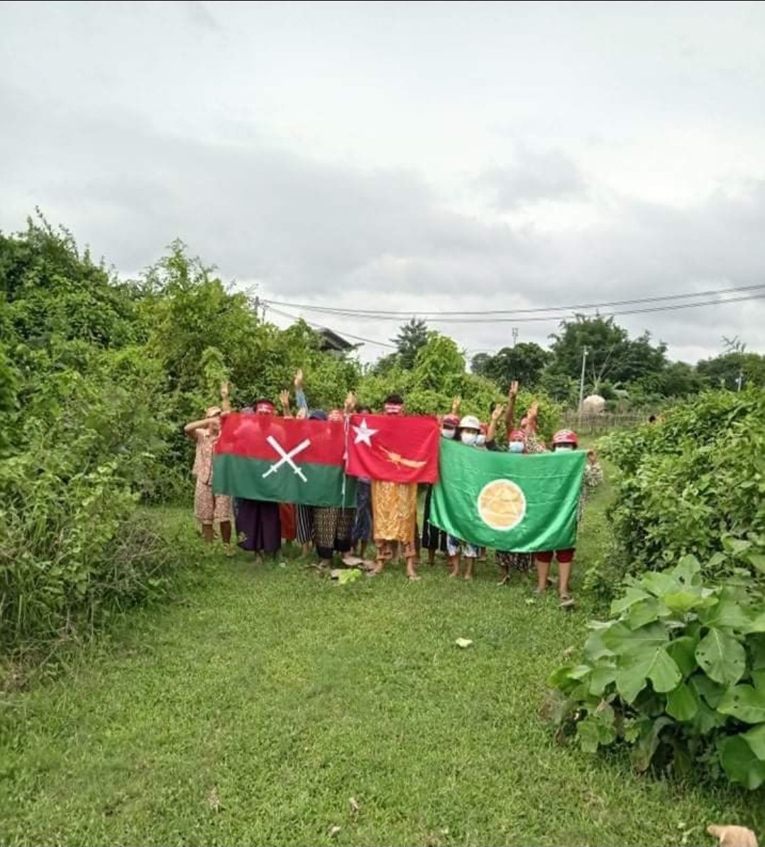 KaungKhantHto10's tweet photo. This proving that Mogaung  people never cool blooded in every second on Revolution .

A guerilla Strike led by #Mogaung ,Kachin  residents demanded for immediate fall of Dictatorship by chanting anti-terrorist  slogans on June 29.

#June29Coup
#WhatsHappeningInMyanmar https://t.co/aUn7vlAcmn