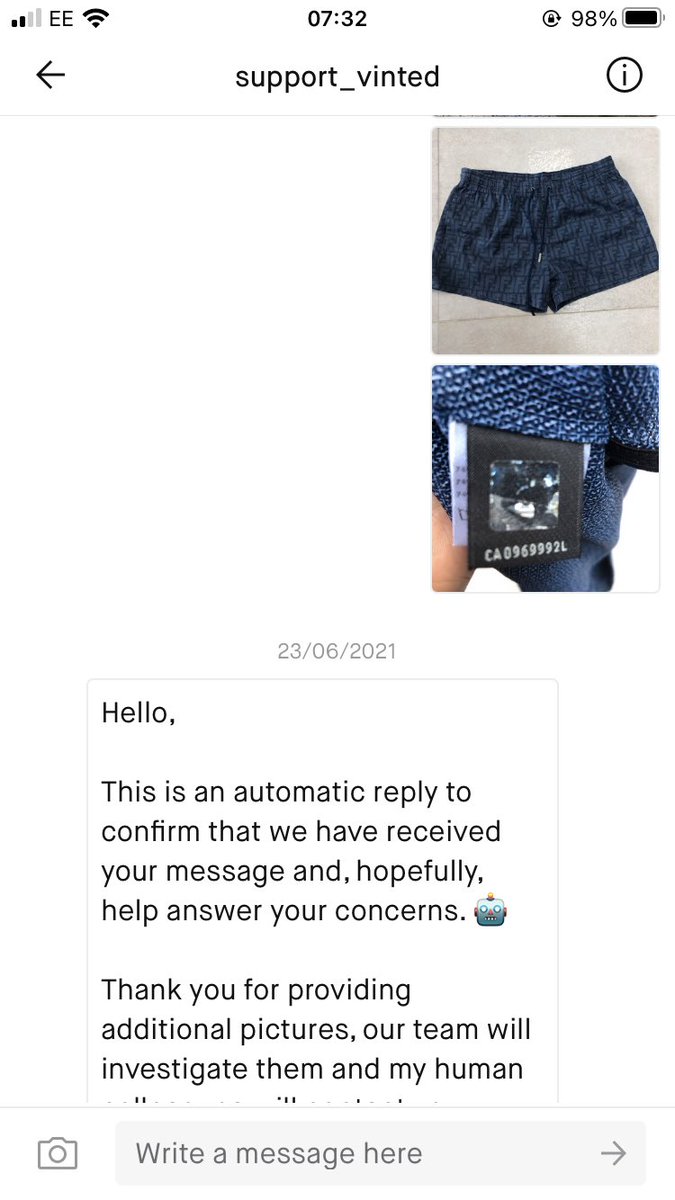 chattingsh's tweet photo. @vinted has the worse customer service ever! I uploaded pics of 2 genuine products including PROOF OF AUTHENTICITY yet they removed the products saying they are fake and refuse to try and resolve it. They refuse to call to@resolve 1/2 @PlantengaThomas https://t.co/gxiqCYTPmz