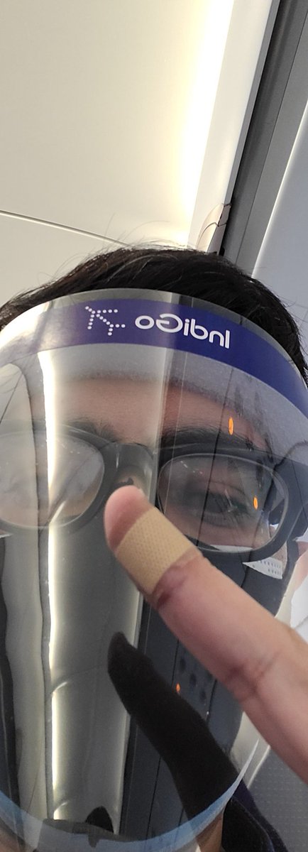 @IndiGo6E ,#LetsIndiGo ,#6etraveladvisory, #CSIA Horribly Sharp Face Shield Masks provided by Indigo airlines, already have 2 cuts before takeoff. SAFETY Hazzard, Not at all Child Safe.