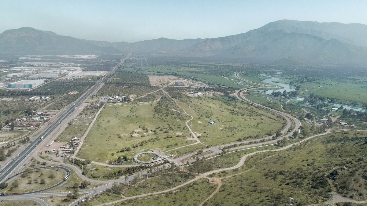 AllardPartners's tweet photo. Celebramos #diamundialdelarbol diseñando 4 parques urbanos en Stgo: La Ballena y Pie Andino en Puente Alto, Ortuzano en Maipú-E.Central y Laguna Carén en Pudahuel). Que se suman a las +11.000hás de planes maestros de conservación rentable y 25.000has estudiadas en anteproyecto https://t.co/tg2KiWQTob