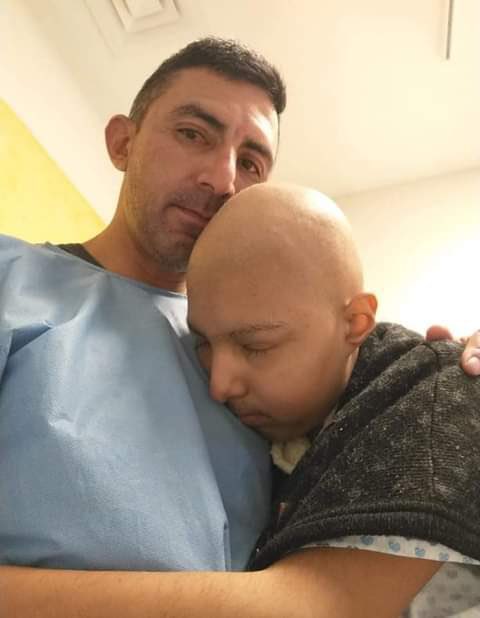 panaclo's tweet image. Amigos 🚨 El es Jonathan, su familia requiere con urgencia recaudar 150 mil pesos para su trasplante de médula . Apenas llevan 50 mil . Apelo de nuevo a su gran corazón ♥️ para sus donaciones  o darle difusión a este tuit 👇 RT