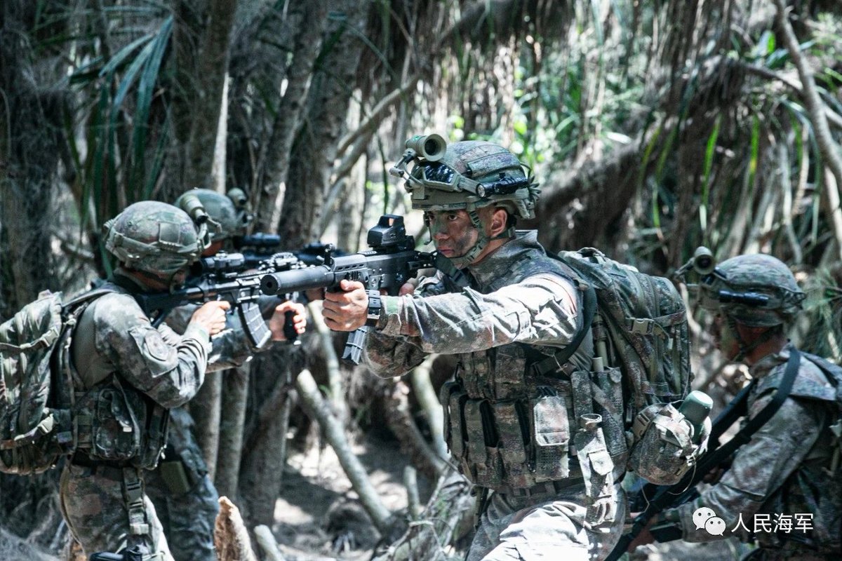 中国軍の個人装備がここまで近代化されているの、大半の人は知らなそう