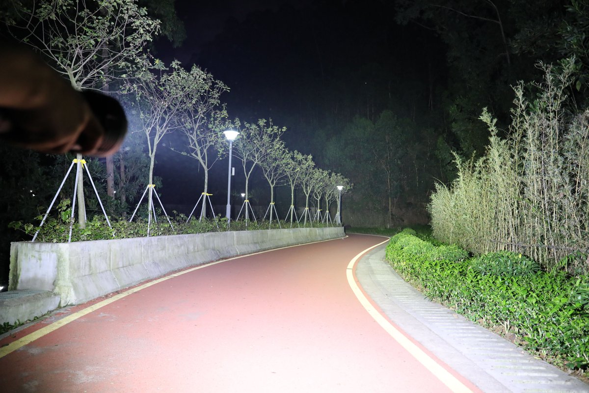 ImalentLight's tweet image. @Shopify imalentflashlight An awesome flashlight with a ridiculous output of up to 32000lumens on the market .Now is your chance to get it at a great discount!! 15% off Auto Discount.🥰🥰🥰
Get the deal-imalentstore.com/.../imalent-dx…...
#imalentDX80 #powerfulflashlight #edcflashlight