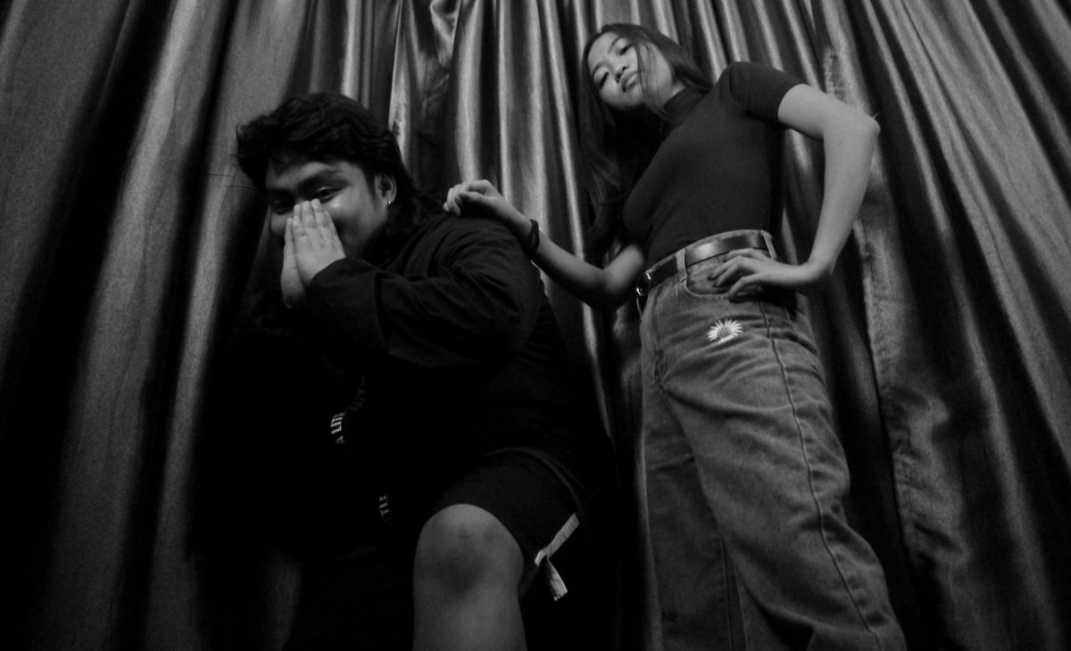 twisttvph's tweet photo. Meet your Twist Features hosts,  Jo and Scottie! Ang dalawang mangungulit sa ating mga guest artists sa Twist Features segment! 
I-follow lang ang Twist TV sa Facebook at sa iba pang social media platforms namin, at para updated na din kayo sa mga happenings dito sa Twist TV! https://t.co/Vg0Ptk3Xn6
