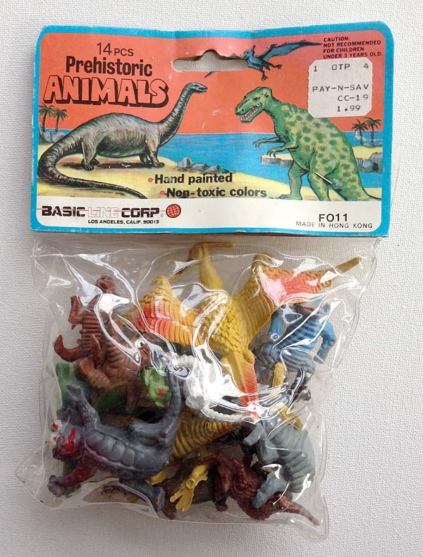 MEarthprime's tweet photo. @BrothersBugbear For those who do not remember this is the #RackToy in its original package. Released by BasiclineCorp under the title 14pcs #PrehistoricAnimals.
I wish this would show up again so I could get a set for my nephew (who loves #Dinosaurs & #Godzilla) https://t.co/dPry5oPfvO