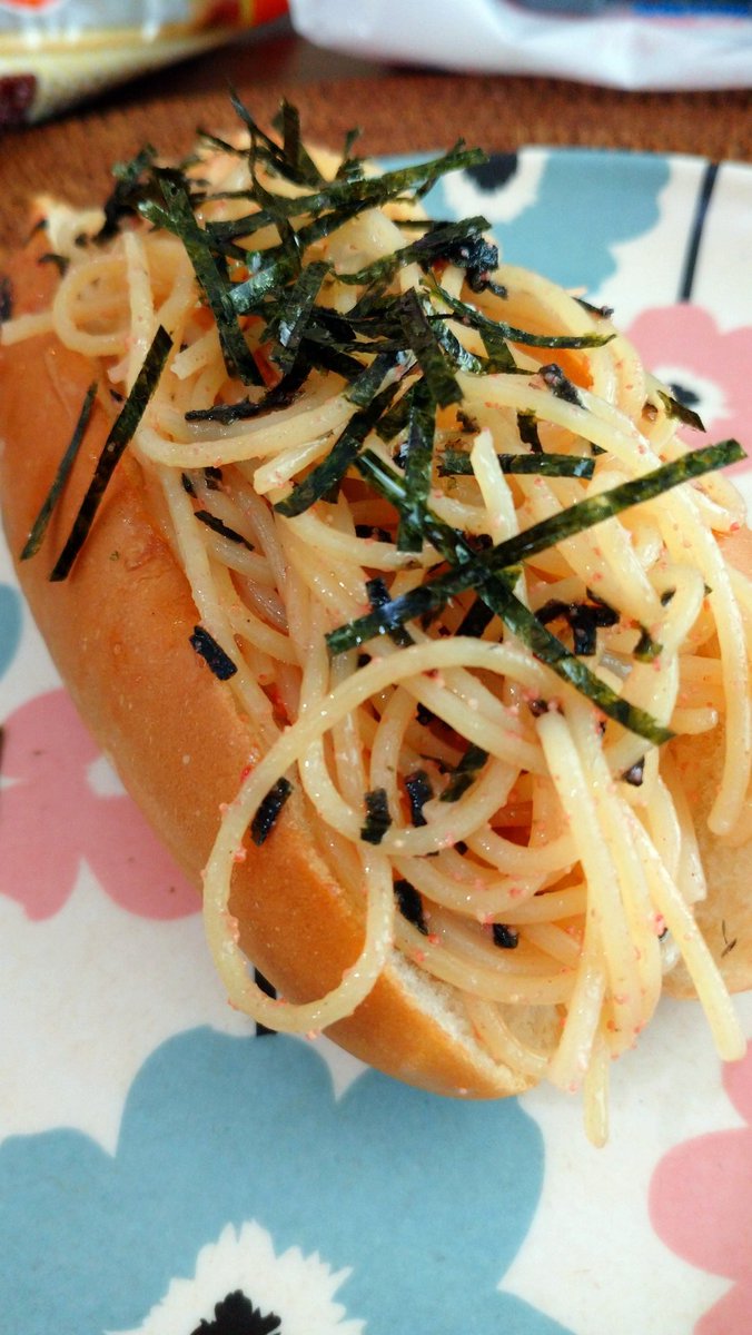 みんなの 焼きそばパン 口コミ 評判 食べたいランチ 夜ごはんがきっと見つかる ナウティスイーツ