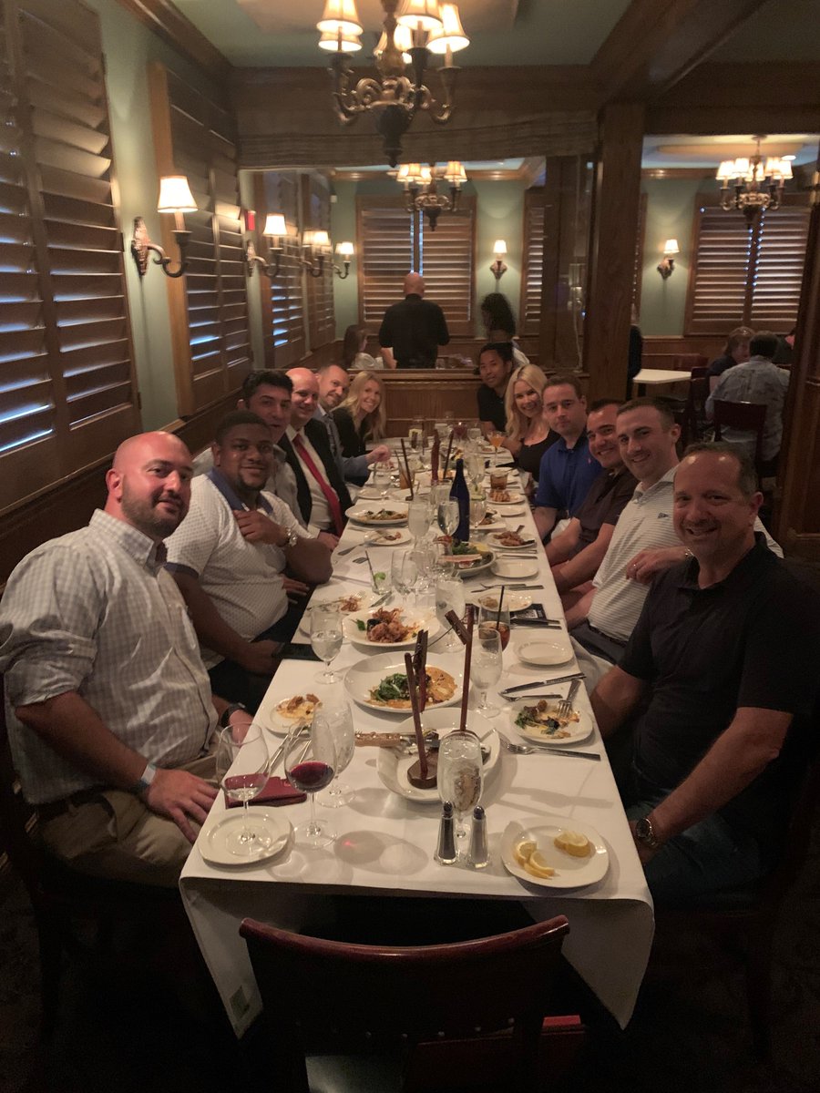 LimaOneCapital's tweet photo. Now that we can gather safely, #LimaOne's conference schedule is filling up! Last week, Cortney Newmans and Nate Trunfio joined other real estate masterminds for The Collective Genius CG Premier Q2 2021 Event.
#TheCollectiveGenius #CG #ClearwaterFL #realestatemastermind https://t.co/9eunXLANJ8