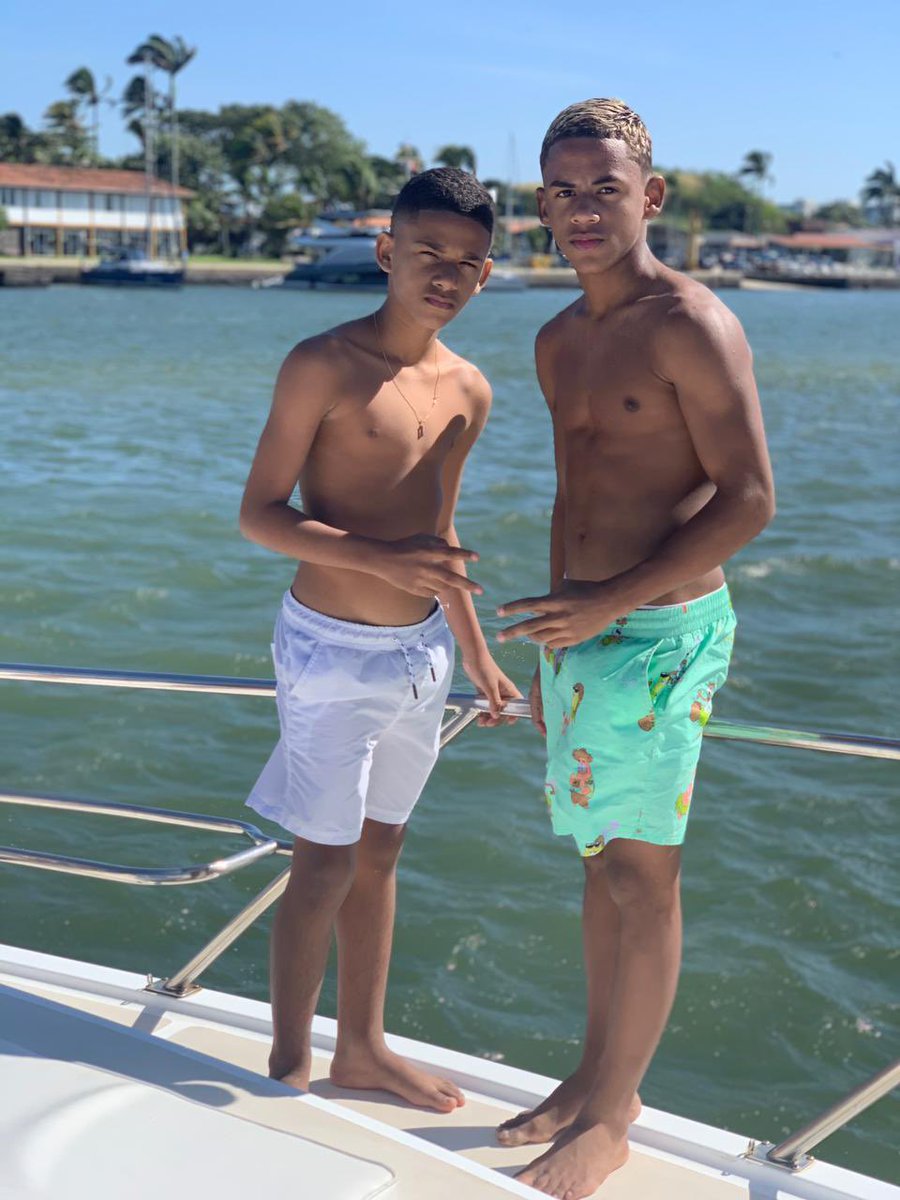 kaiky__crf's tweet photo. Irmão ❤️💪🏻@Pedroluccas09_ https://t.co/aO36BzatfP