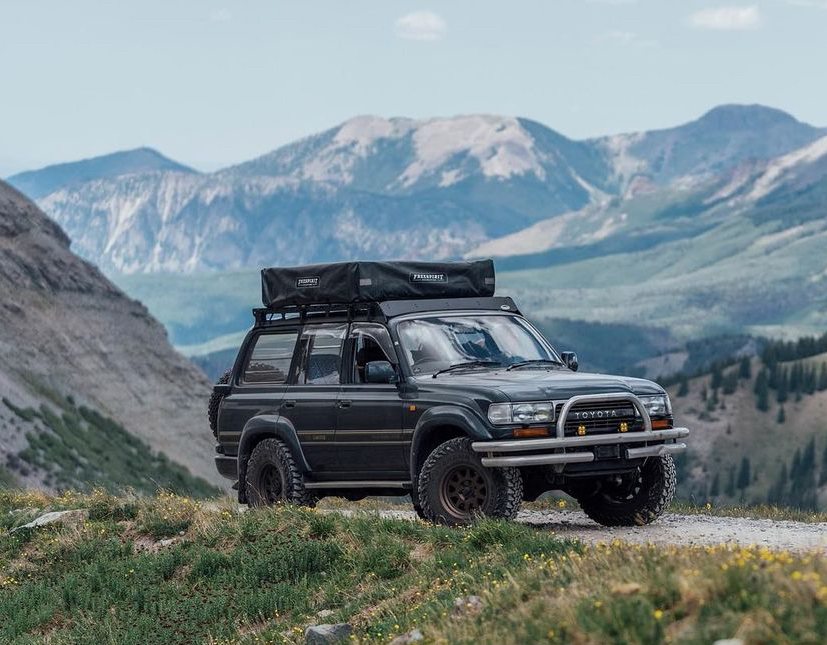 CruiserGear's tweet photo. Diesel yota power 💪
📸 @81.proof
#80series #cruisergear #ランクル80 #ランドクルーザー #landcruiser #vintagevibes #drivetastefully #inline6 #fj80 #fzj80 #hzj80 #hdj80 #hdj81 #lx450 #lexuslandcruiser #1fzfe #1hz #1hdfte #12ht #savethemanuals #highmileageclub #legendsneverdie https://t.co/93XrWQeqx7