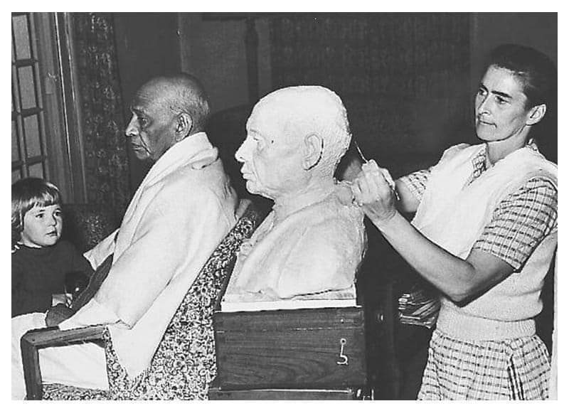 1948 :: Sardar Patel Sitting For His Portrait Bust by Dutch Sculptor Clara Quein . #Nehruvian