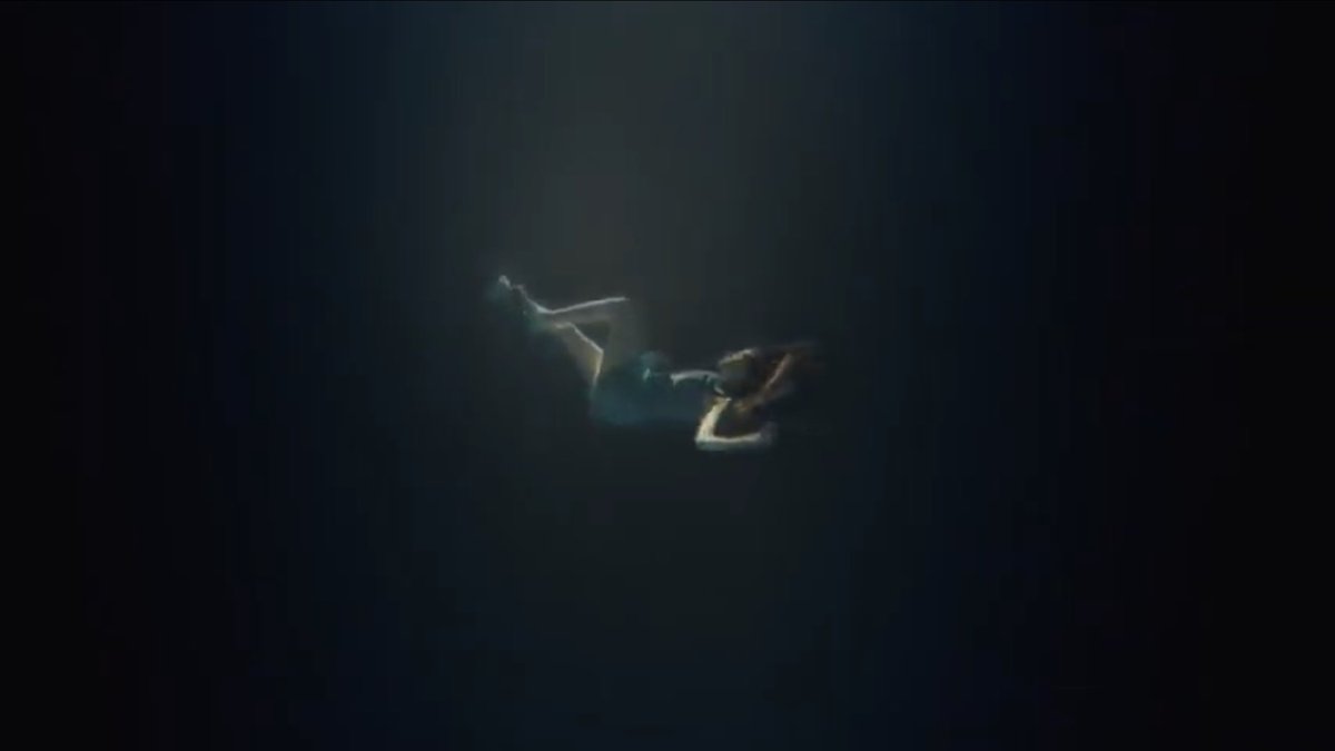 joseintv's tweet photo. i’m so proud 🥺🥺🤍 she is so cute AAAAAA gonna tattoo this video @madisonbeer #reckless #recklessvideo https://t.co/Ae9VNNEQJf