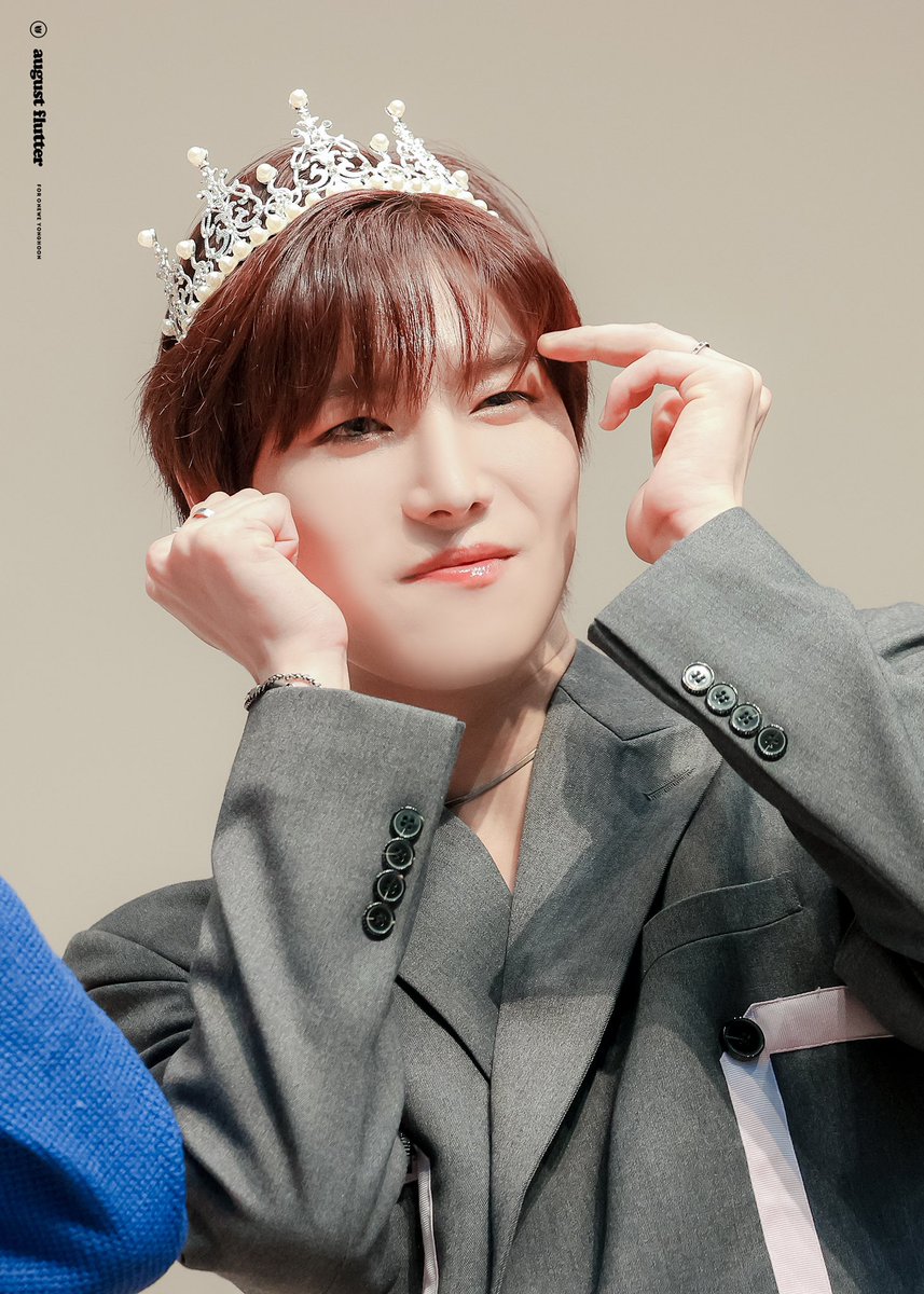 210626

뽀삐 강쥬 앞머리가 찔러서 불편하셨던듯

#ONEWE #원위 #용훈 #진용훈 #ヨンフン #YONGHOON 
<a href="/official_ONEWE/">원위 (ONEWE)</a>