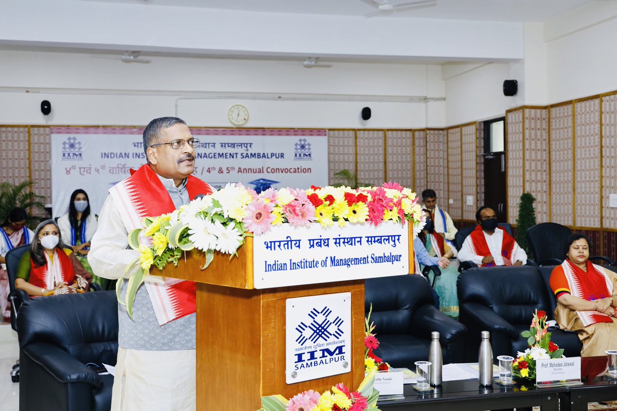 iim_sambalpur's tweet photo. (1/2) IIM Sambalpur concluded a remarkable academic year with the 4th (2018-2020) &amp; 5th (2019-2021) Annual #Convocation in the virtual mode today. The ceremony was graced by Chief Guest Shri @sajjanjindal, Chairman &amp; MD of @TheJSWGroup. #IIMSambalpur https://t.co/IeTpWXZ7TZ