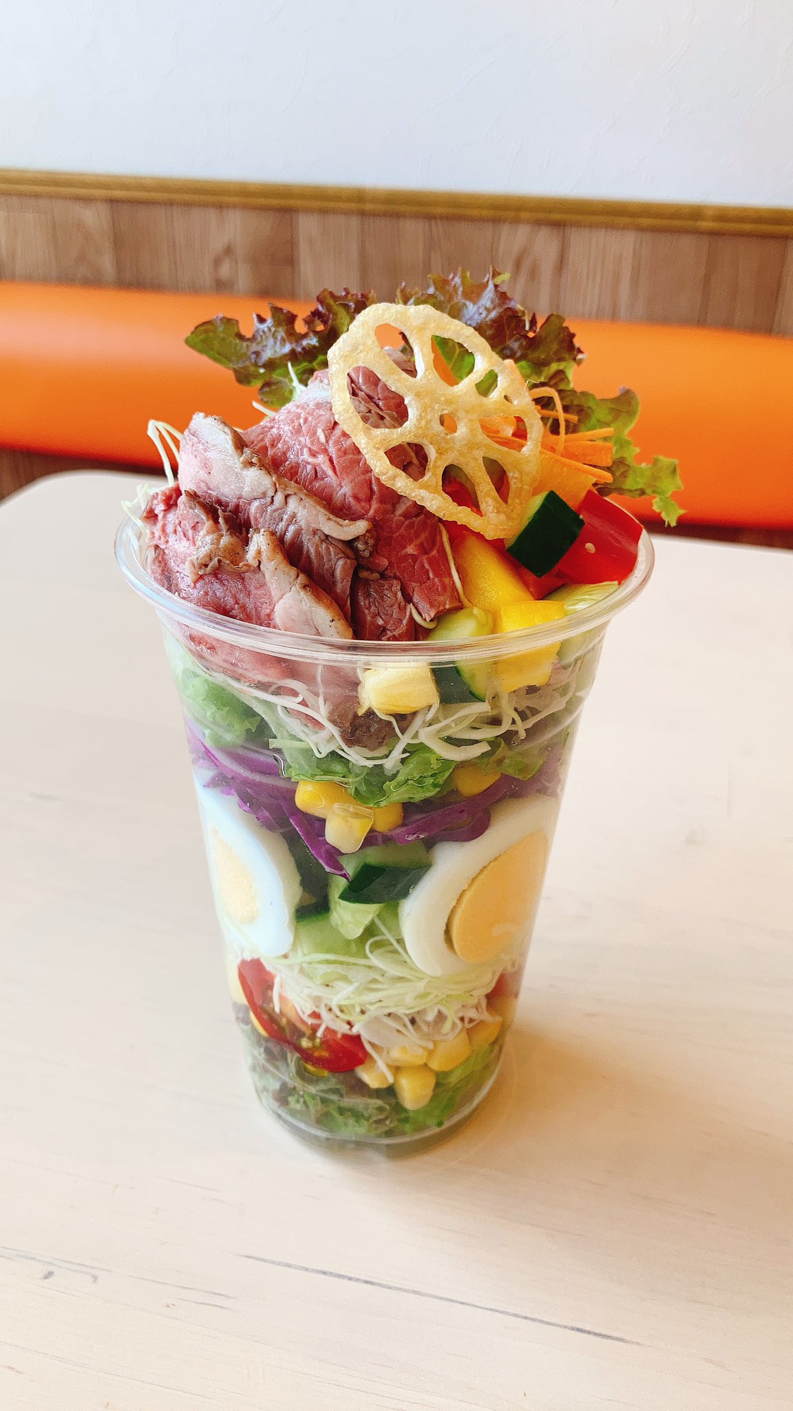 あんな カフェ食堂funfun カップサラダ試作中 ローストビーフやチキンなどお肉を入れたボリュームサラダが作りたい 近日販売予定です カフェ食堂funfun カップサラダ 野菜たっぷり テイクアウト 試作中 近日発売 T Co K5s95inljm