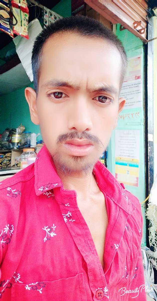 Rajjakansari786's tweet photo. #हम थोड़ी सी #Style क्या #मारे.. #दुश्मनों की #आँखे  #बड़ी हो गयी..
#अभी तो #_Entry  मारी हैं.. आगे-आगे #Dekho #होता हैं क्या https://t.co/6YBbchJ6J9