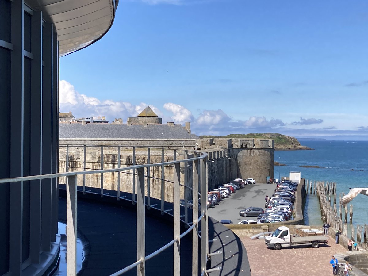 [#SOTB2021] 🥪 🥤 Pause déjeuner avec vue 😜 pour les startuppers et les investisseurs avant de reprendre le business 🏖️ 💼 #startups #investisseurs #pitch #levéedefonds