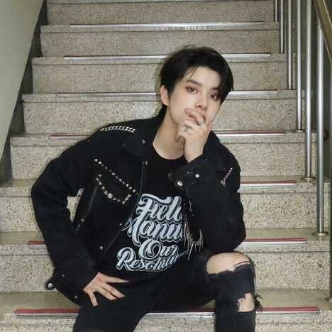 Sodlomon's tweet photo. Hello, this is jaeyunsirn speaking. Due to some reasons I decided to do a mass unfollow. Please leave some trace here. No freepass. 

Ex part of: Wedaemon and midtheblue. 

Thanks before and have a good day. https://t.co/kZvY9Rra8o