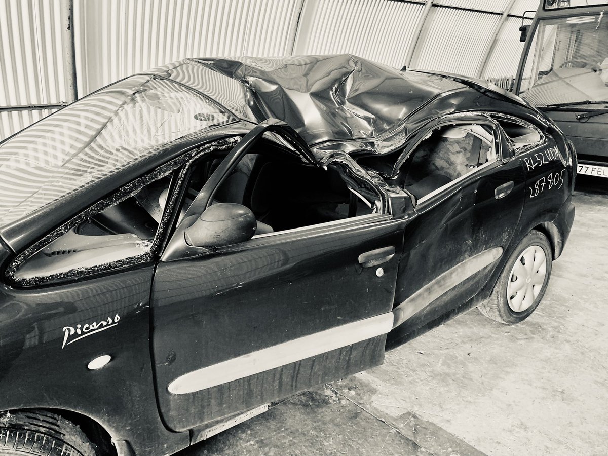 rtcRescue1's tweet photo. To make training more more interesting all vehicles are now damaged. #morethinking #notsoeasy #rescue #extrication https://t.co/0Op8sjCBWB