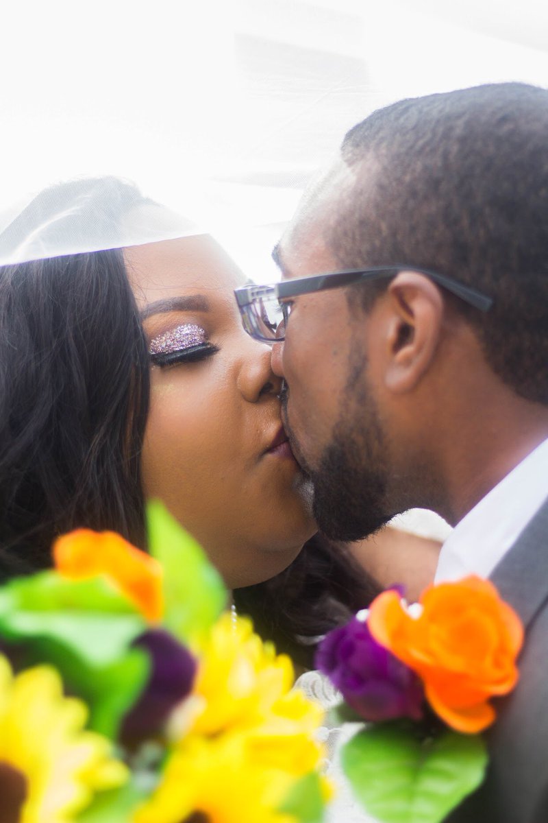 ThePortiaShow's tweet photo. Happy Anniversary to my wonderful husband💋💋💋💋 https://t.co/dlNoQMzRZP