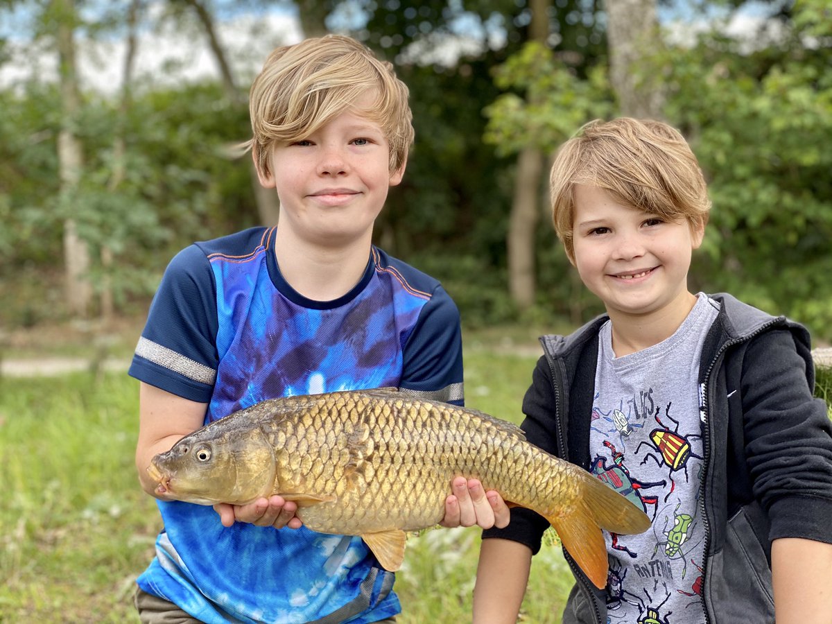 It’s nearly the summer holidays - who has plans to #takeyourkidsfishing &amp; #makeitfun ?

#hindersbait #fish #fishing #carp #commoncarp #fisherwick #floatfishing #vissen #visser #angler #angling #bro #angeln #fischen #fischer #fishingkids #fishingfamily #fishinglife #getfishing