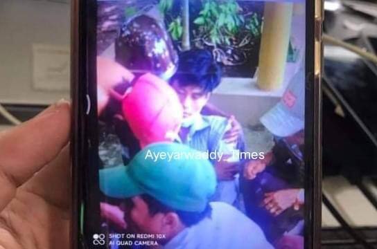 SaveMM99's tweet photo. 4 innocent civilians injured after 3 booms blast near the Township Education Office and No. 1 Basic Education High School in #Kyaiklat tsp,#Ayeyarwaddy division in this morning. Obviously, Junta and their Sponsored thugs creating violences everyday to frighten ppl.#June29Coup https://t.co/t0iDQIUv1J