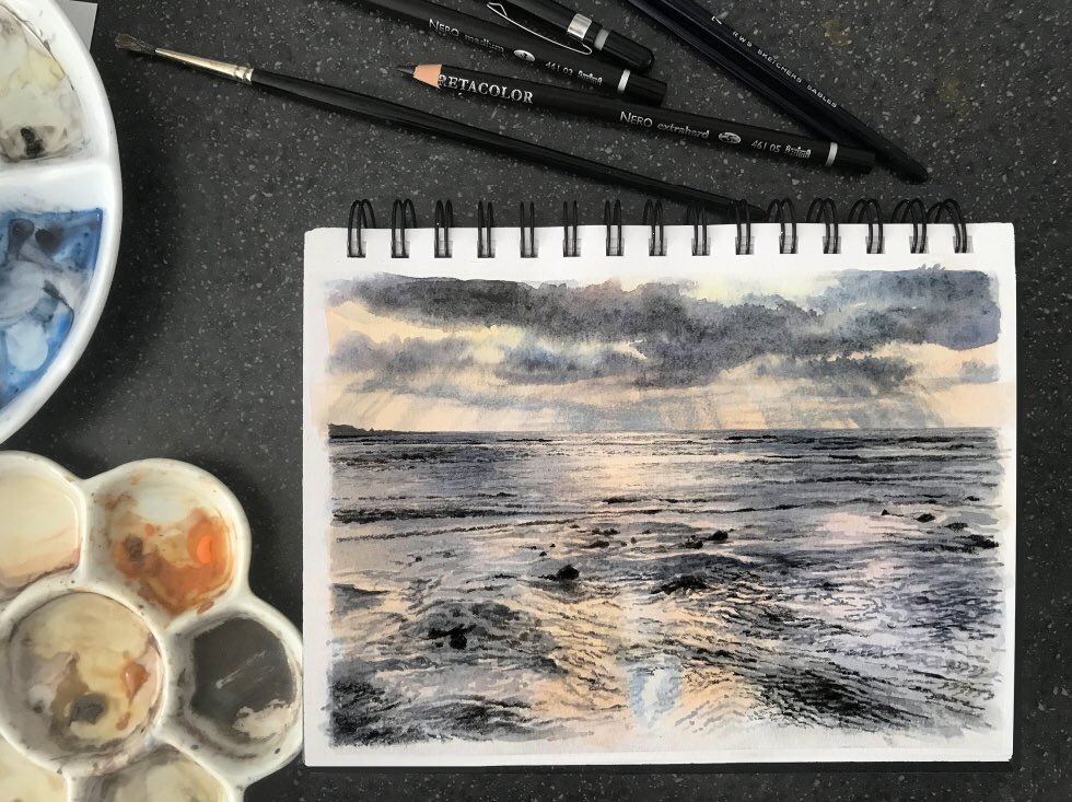 To accompany our Centenary Exhibition Unlocked  <a href="/mallgalleries/">mallgalleries</a> 6-11July <a href="/FlicFlutter/">Felicity Flutter RI SGFA</a> has recorded a demonstration on how she creates her stunning watercolour paintings 🎨sgfa.org.uk/felicity-flutt… 
<a href="/The_Big_Draw/">The Big Draw® ✏️</a> #sea #Oceans #Watercolourpainting #drawing #art