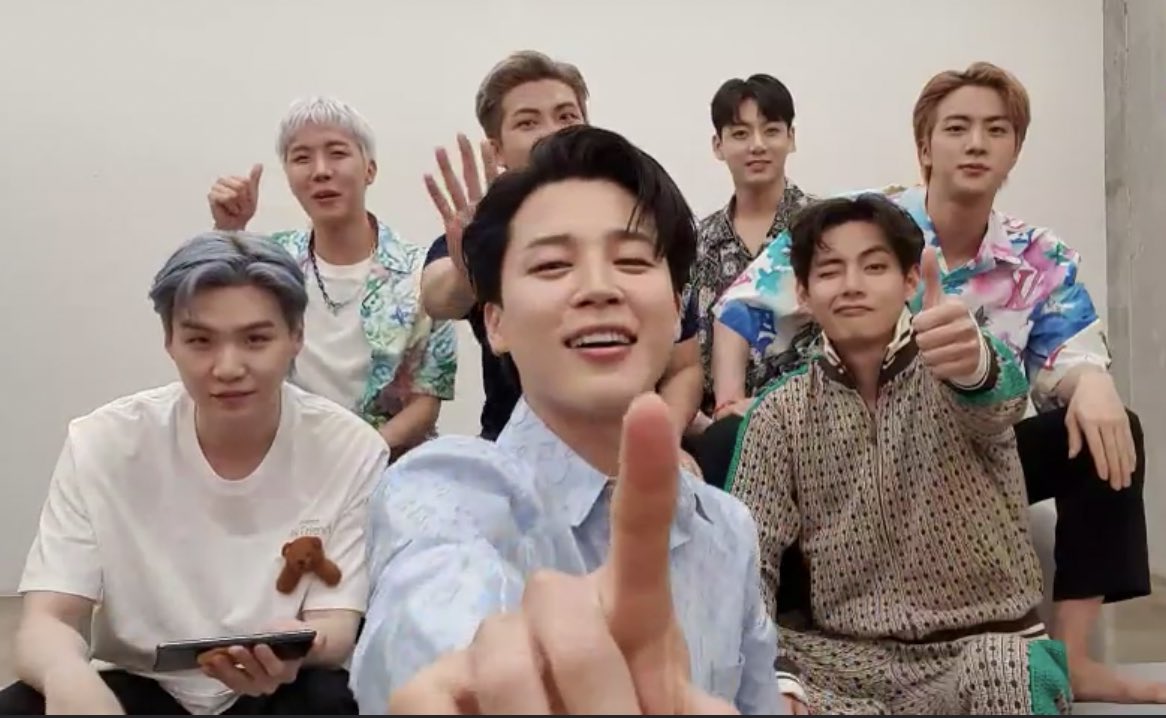 justJ89_V's tweet photo. i miss them 🥺 https://t.co/PosyokseGB