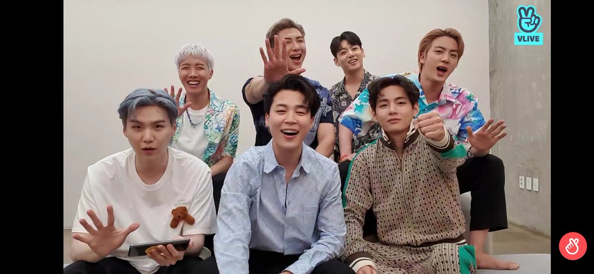 zaman_irin's tweet photo. The while VLive was soo endearing to watchππβ₯οΈπβ₯οΈπ
GODD I missed them Sooo much
Congratulations kings π
@BTS_twt #Butter5thNo1OnHot100 #ButterFor5thweek #BTS_Butter https://t.co/6P3AGFiCNB