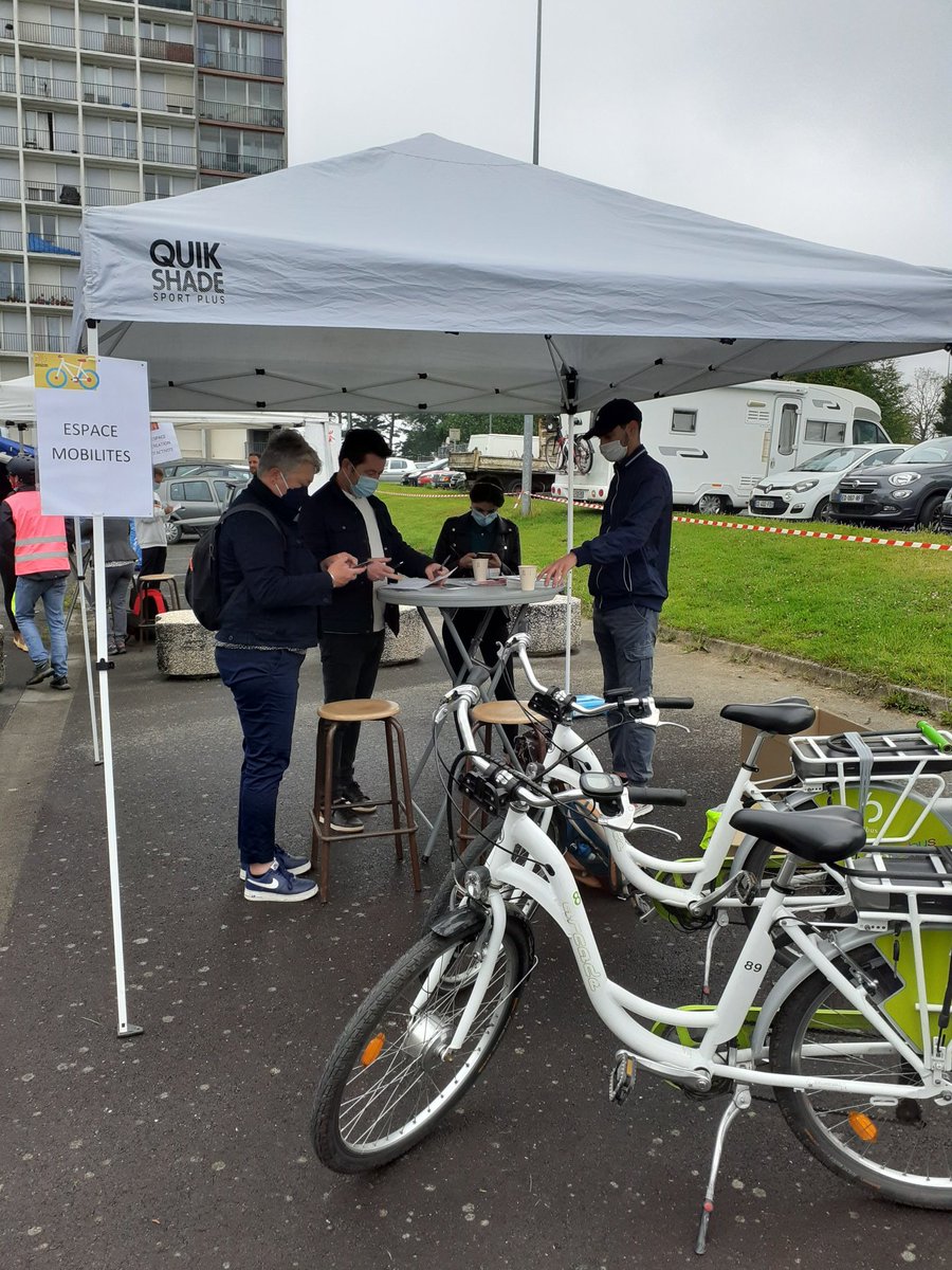 DEFIS_Emploi's tweet photo. #TNQ C'est parti pour Talents de nos quartiers d'été! #Emploi #entreprises #formation #mobilité #numérique on vous attend à côté du centre social #LesAmarres à #Keredern @BrestFr https://t.co/7Fn2Od30Hk