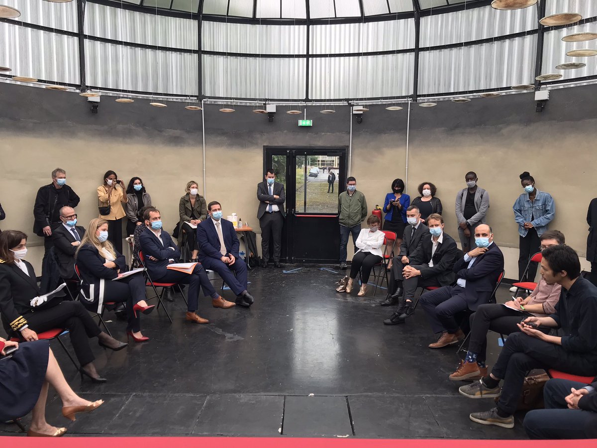 Signature du premier contrat #QuartiersProductifs en #IDF avec le témoignage de Bao-Anh pour l’incubateur <a href="/BaluchonEns/">Baluchon</a> a <a href="/VilledeBondy/">Ville de Bondy</a> #Lab3S <a href="/NadiaHAI78/">Nadia HAI</a> <a href="/PatriceBessac/">Patrice Bessac</a> #QPV #inclusion #entreprendre #food