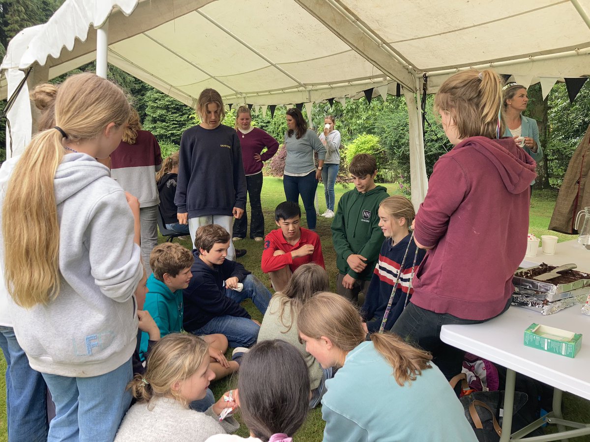 HorrisHill's tweet photo. Thank you to the @HanfordDorset girls for coming to Horris Hill for a friendly game of rounders with our Year 8s! A definite highlight in their social calendar!
.
#school #privateducation #prepschool #teachers #prep #development #activities #berkshire #boarding #leavers #social https://t.co/9fj61uiZ4S
