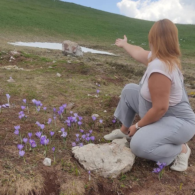 I love nature and will not trade it for anything.🏞️  I like active rest in the mountains, going down<a href="/tag/nature"class="tags"><span>#nature</span></a><a href="/tag/curvy"class="tags"><span>#curvy</span></a><a href="/tag/pregnant"class="tags"><span>#pregnant</span></a><a href="/tag/redhead"class="tags"><span>#redhead</span></a>