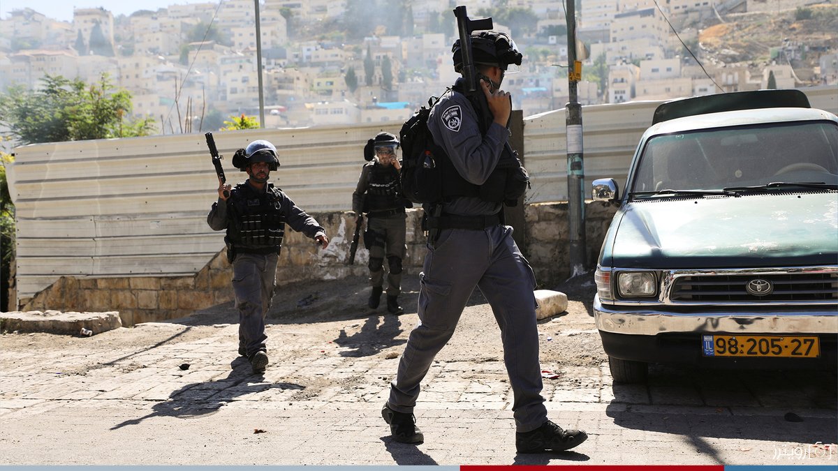 وهدمت السلطات الإسرائيلية بالفعل منشأة تجارية في الحي بدعوى عدم وجود ترخيص، في حين يواجه عدد من سكان الحي المصير ذاته بعد انتهاء المهلة التي منحتها البلدية الإسرائيلية للسكان كي يهدموا منازلهم ذاتيا بسبب نزاعات على ملكية الأراضي مع جمعيات يهودية.