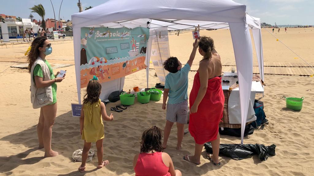 EcoherenciaSCA's tweet photo. 🏖¿Ganas de ir a la playa?
🌎¿Ganas de hacer algo bueno por tu entorno?
😍2º #microcampus de trabajo de “Basura a la vista” del programa de Voluntariado en Parques Nacionales del @oapngob
👉¡Os esperamos 9 y 10 de julio! https://t.co/jB7Gd4GeZJ
#VoluntariadoAmbiental https://t.co/VOfLNITCfO