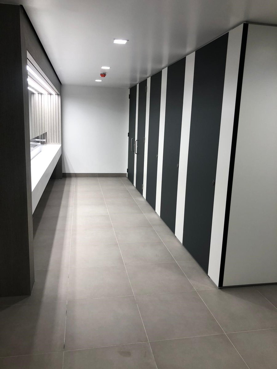 MurphyServices1's tweet photo. Sparkle Clean to new offices in Staines, Surrey for @BAMConstructUK #1causewaypark #sparkleclean #buildersclean https://t.co/XV5swf4Vu8