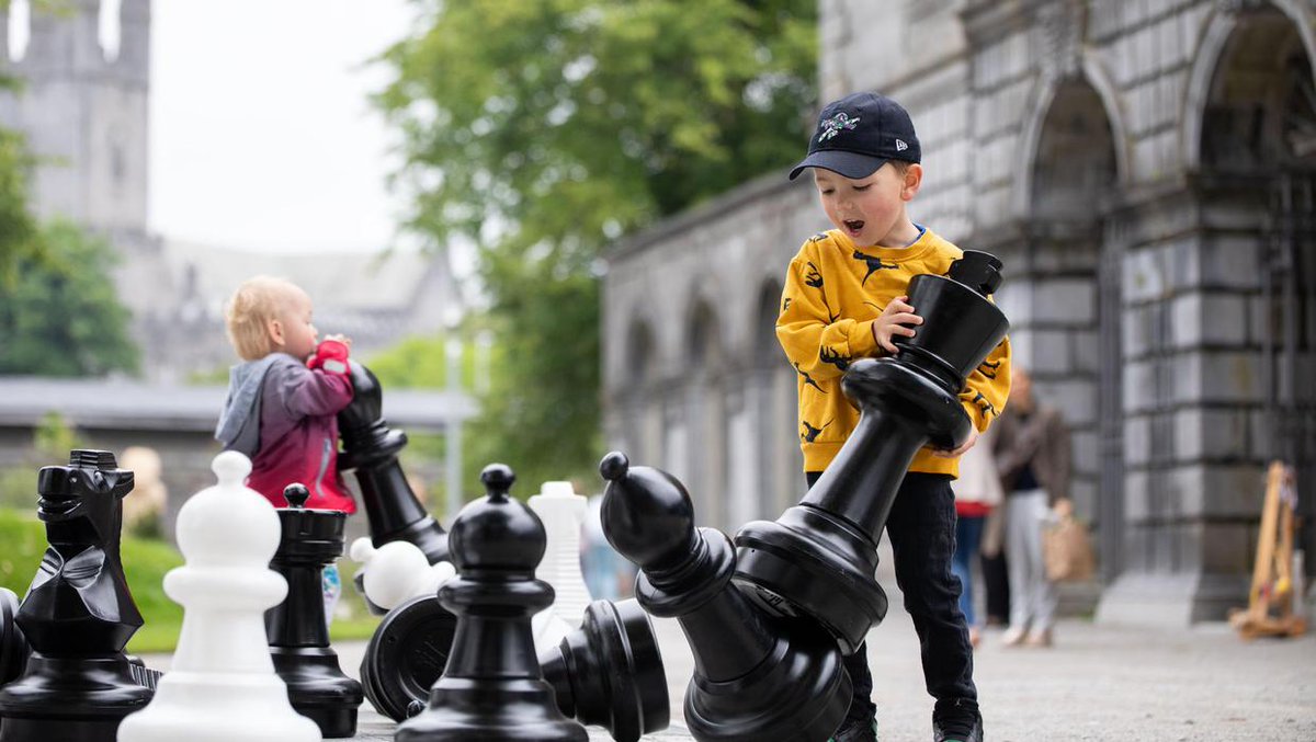 LINC_programme's tweet photo. 50 free things to do with your children during the summer via independent .ie https://t.co/uLDbzHhpz7

#stayation #children #ireland #holidays https://t.co/LhAs9aqgYn
