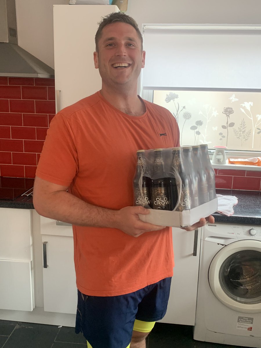 AlexJenks88's tweet photo. Would just like to give a huge thank you to @Gwyntyddraig for sending out a freebie. Much appreciated #oldcrow #welshcider #outstandingservice #gwyntyddraig https://t.co/0dtPqqLGN4