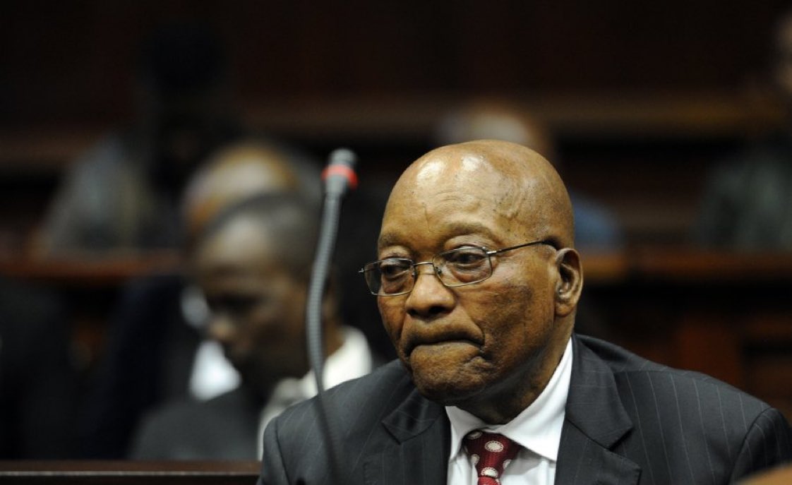 Man’s NOT Barry Roux tweet media